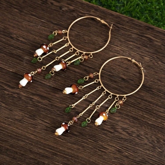 Mushroom Fairy Core Earrings - Picture 3 of 6